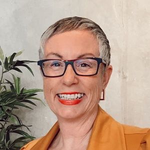 Meet your Posher, Joanne